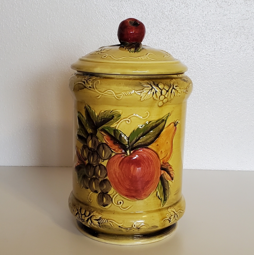 🔥 SOLD Vintage Ceramic Cookie/Canister Jar